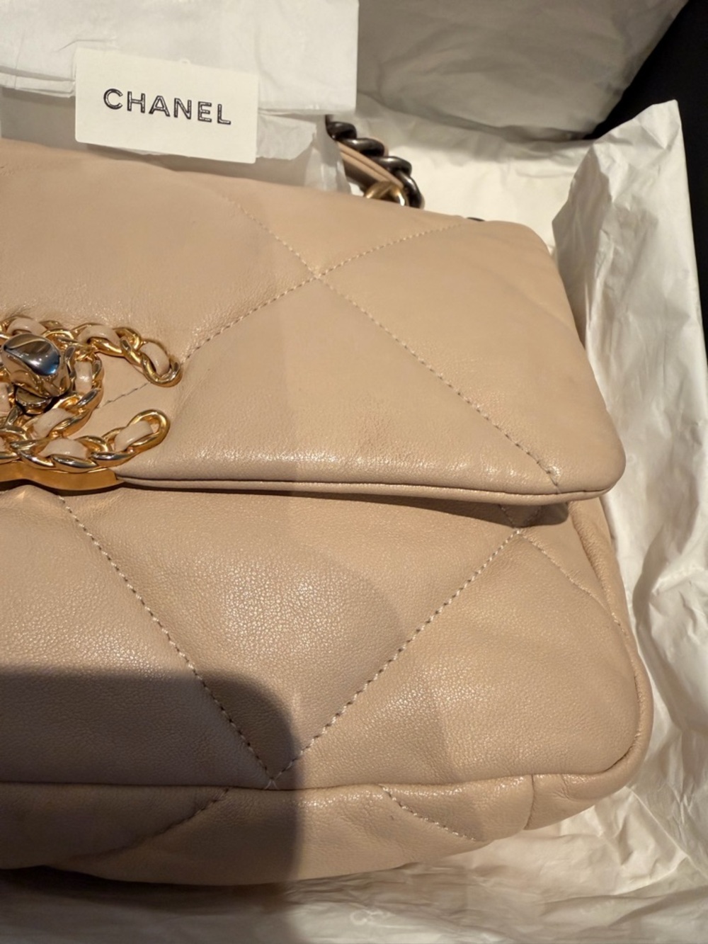 Chanel quilted beige 19 medium - Picture 7 of 14